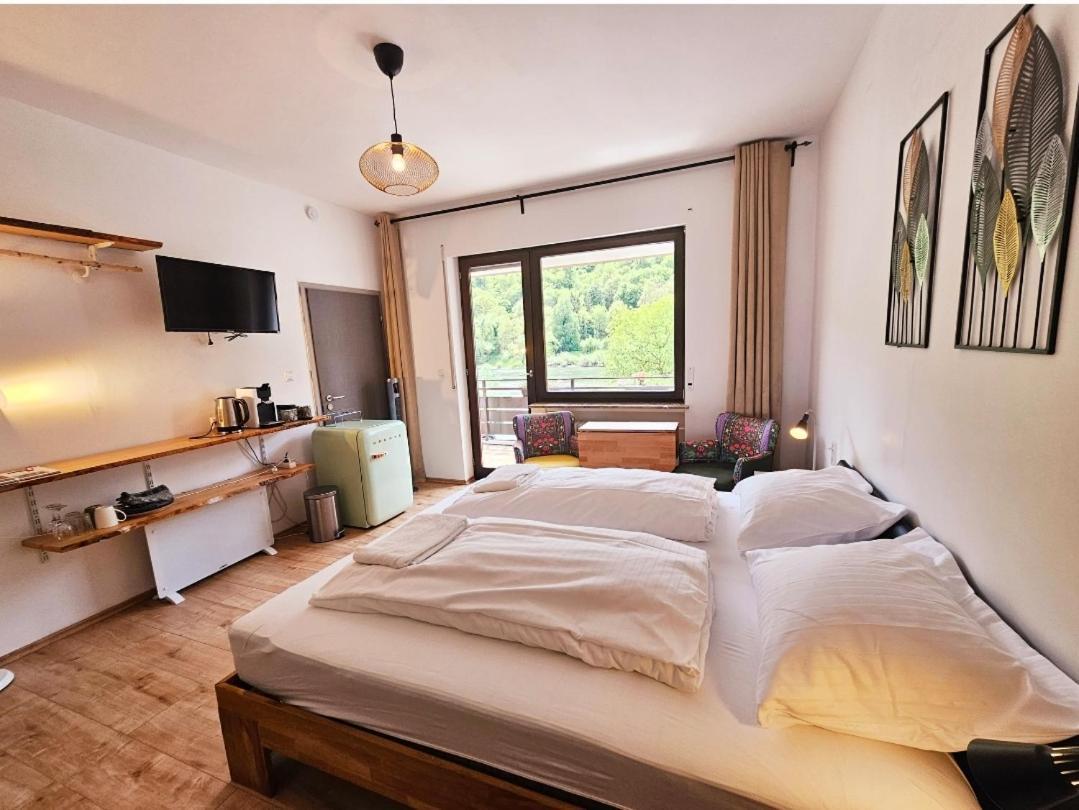 Roemerstube Apartments & Rooms Ediger-Eller Room photo